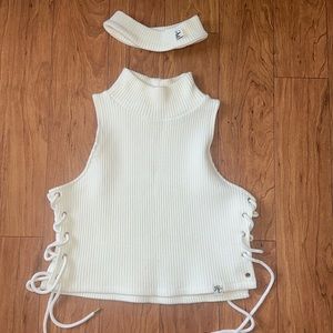 Knit turtleneck short sleeve shirt and headband